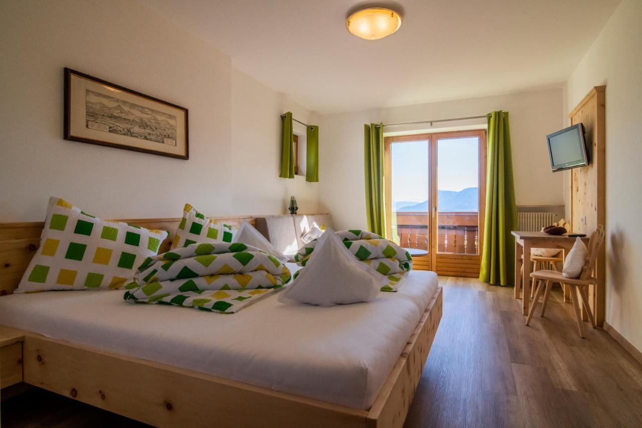 Garni Stuebele Bed & Breakfast Tirolo Exterior photo